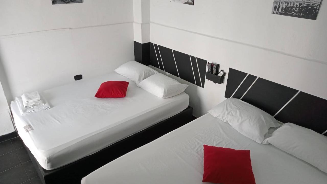 Hostal La Minita De Oro Santa Marta  Buitenkant foto
